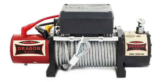 Model wyciągarki z serii Maverick przeznaczony jest do pojazdów użytkowych i dużych samochodów terenowych (fot. Dragon Winch)