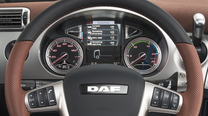 32 2017 - New DAF CF Exclusive Line - Interior_