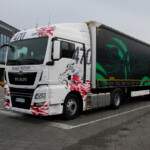 Testowy MAN TGX 18.470 4x2 BLS z naczepą kurtynową Wielton Curtain Master M4 (fot. D. Piernikarski)