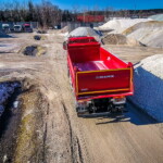 KH-kipper zapowiada pojawienie się w przyszłym roku na rynku m.in. nowych zabudów trójstronnych i zabudów do transportu asfaltu (fot. KH-kipper)